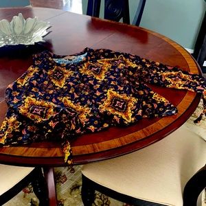 Anthropology Blouse Size 8. Excellent Condition.